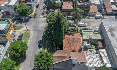 Casa 3 Ambientes c/Jardín y Quincho y Patio