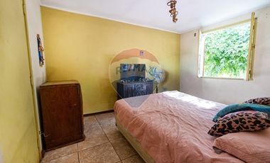 GRAN TERRENO DE 517 METROS CON 2 CASAS