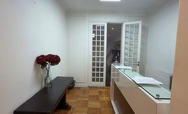 Exclusiva propiedad corporativa en Providencia