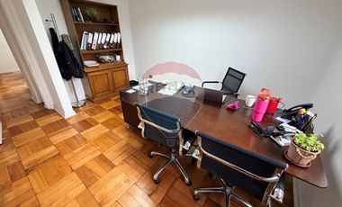 Exclusiva propiedad corporativa en Providencia