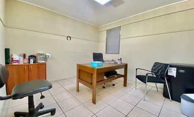 OPORTUNIDAD COMERCIAL - HOSPITAL SALVADOR