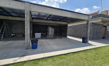 Local en Renta ideal para Cafeteria en Metepec dentro de  club deportivo INTESPORTS