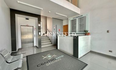 Reñaca centro, Oficina de 65 m2 con 2 Estacionamientos.