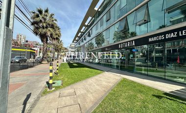 Reñaca centro, Oficina de 65 m2 con 2 Estacionamientos.
