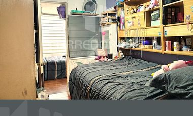 ARRIENDO/COMPROMISO DE COMPRA. CASA 2 PISOS, 4 D, 2 B EN V.