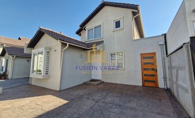 ARRIENDO CASA EN CONDOMINIO, COMUNA PADRE HURTADO