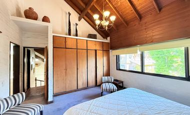 Casa en VENTA 5 AMB en C.C.Champagnat