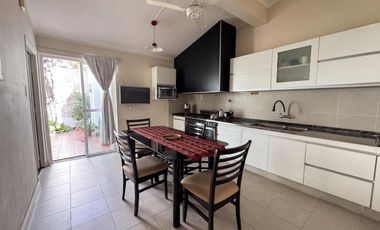 Casa 460 m2 Terreno  |251 m2 Cubiertos  |  3 Dormitorios + Galpón con Oficinas | 2 Baños