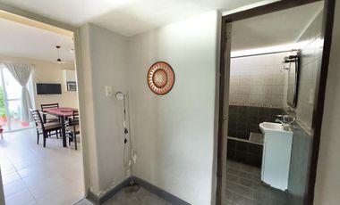 Casa 460 m2 Terreno  |251 m2 Cubiertos  |  3 Dormitorios + Galpón con Oficinas | 2 Baños
