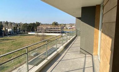 Venta Departamento 2 dormitorios con cocheras Condo 7 Tierra Nueva Fisherton