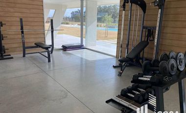 Venta Departamento 2 dormitorios con cocheras Condo 7 Tierra Nueva Fisherton