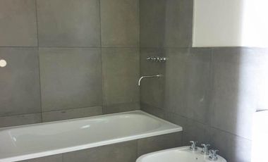 Venta Departamento 2 dormitorios con cocheras Condo 7 Tierra Nueva Fisherton