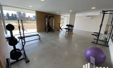 Venta Departamento 2 dormitorios con cocheras Condo 7 Tierra Nueva Fisherton