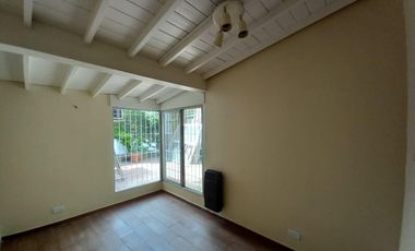 Casa de 3 ambientes en ALQUILER  en  Beccar