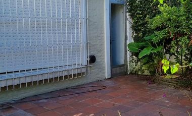 Casa de 3 ambientes en ALQUILER  en  Beccar