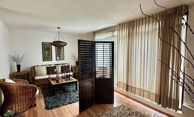 Casa con potencial de actualización en  Paseos del Bosque