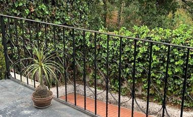 Casa con potencial de actualización en  Paseos del Bosque