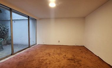 Gran oportunidad en Colonia Florida | Casa en condominio para remodelar