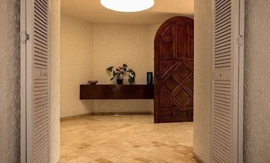 Oportunidad  en Pedregal – Casa para actualizar en ubicación premium