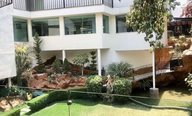 Casa con alberca en Venta en Jardines del Pedregal