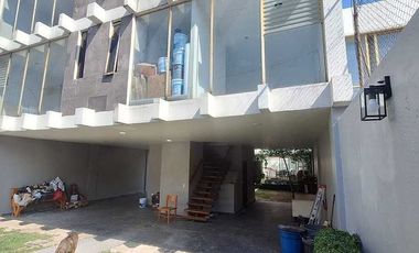 Casa con uso comercial en Renta en la Del Valle