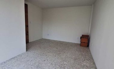 Casa con uso comercial en Renta en la Del Valle