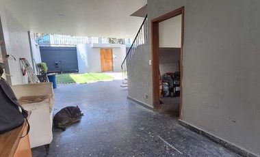 Casa con uso comercial en Renta en la Del Valle