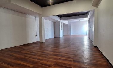 Local comercial en renta con excelente visibilidad | 250 m²   División del Norte