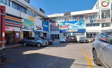 Local comercial en renta con excelente visibilidad | 250 m²   División del Norte