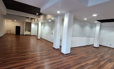 Local comercial en renta con excelente visibilidad | 250 m²   División del Norte
