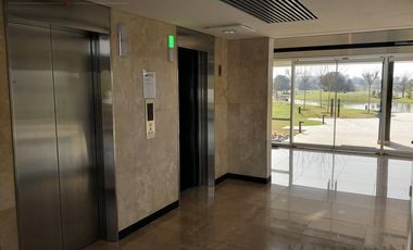 Venta Monoambinete Amueblado en Pilar Golf Club