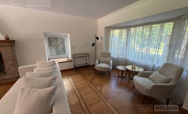Excelente casa en venta, en zona Casuarinas de Lomas de San Isidro