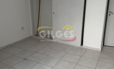 Alquiler depto 2 amb PB al fte con patio - Ramos Mejia