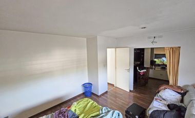 VENTA CASA 4 AMBIENTES EN VILLA ADELINA