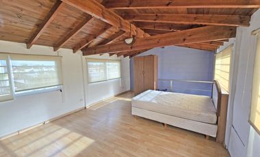 VENTA CASA 4 AMBIENTES EN VILLA ADELINA