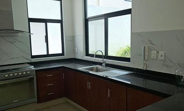 RENTA CASA EN LOMAS DE ANGELOPOLIS 2. ZONA AZUL. PUEBLA