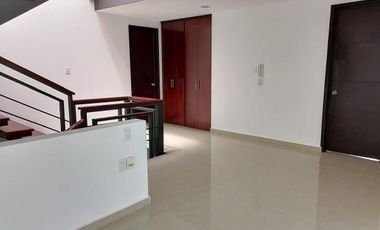 RENTA CASA EN LOMAS DE ANGELOPOLIS 2. ZONA AZUL. PUEBLA