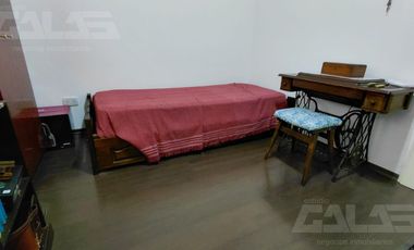 ALQUILER impecable dúplex en Morón 3/4 amb., cochera, patio, parrilla, 5 cuadras Est. ¡SIN EXPENSAS!