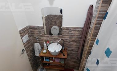 ALQUILER impecable dúplex en Morón 3/4 amb., cochera, patio, parrilla, 5 cuadras Est. ¡SIN EXPENSAS!