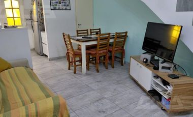 ALQUILER impecable dúplex en Morón 3/4 amb., cochera, patio, parrilla, 5 cuadras Est. ¡SIN EXPENSAS!