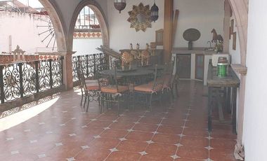 Casa/ oficina a puerta cerrada en el Centro de Querétaro