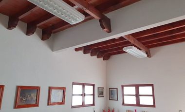 Casa/ oficina a puerta cerrada en el Centro de Querétaro