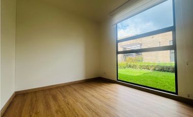 ARRIENDO CASA DE UN PISO, CAJICA