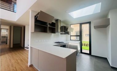ARRIENDO CASA DE UN PISO, CAJICA