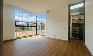 ARRIENDO CASA DE UN PISO, CAJICA