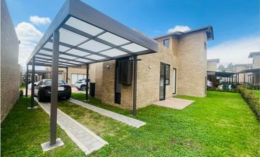 ARRIENDO CASA DE UN PISO, CAJICA