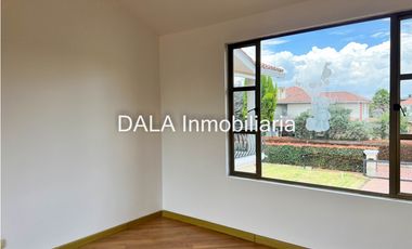 SE ARRIENDA CASA CAMPESTRE EN CAJICA