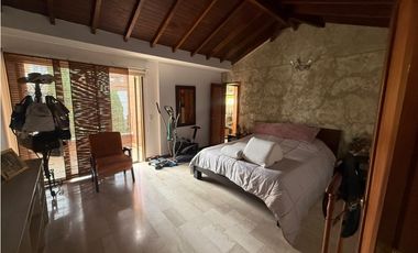 VENTA DE CASA EN SABANETA SECTOR SAN JOSE RANGO 21