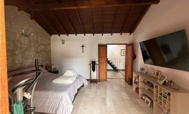 VENTA DE CASA EN SABANETA SECTOR SAN JOSE RANGO 21