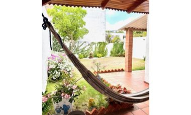 HERMOSA CASA RIOMAR ALTOS DE RIOMAR